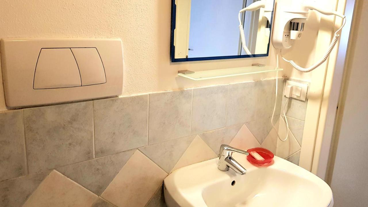 Aris Apartamento *
